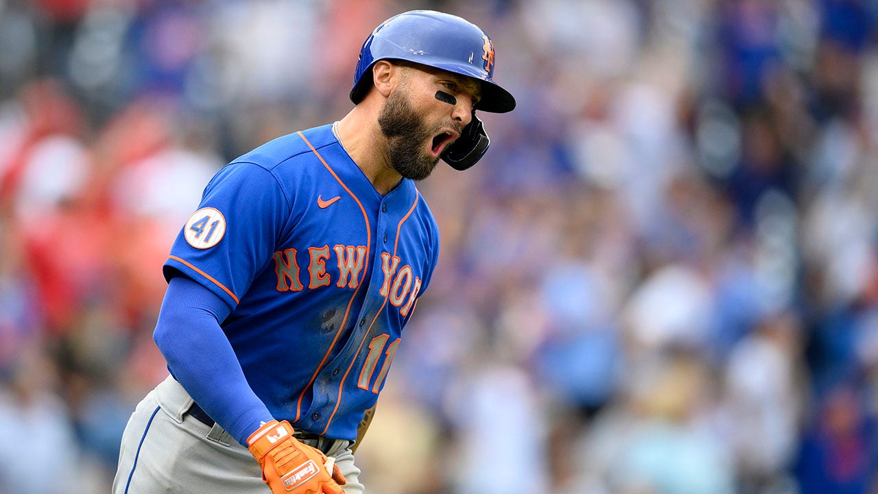 Báez 4 for 4, Pillar slam, Mets hit 4 HRs to beat Nats 13-6