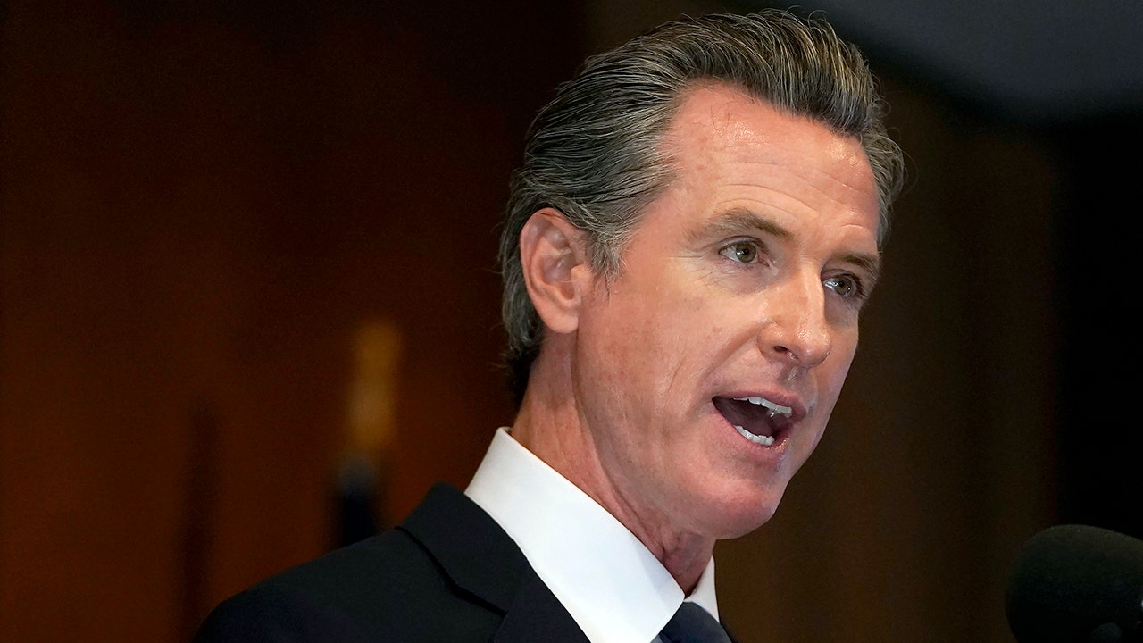 California Gov. Newsom strikes deal to punish fossil fuel companies after first proposal rejected