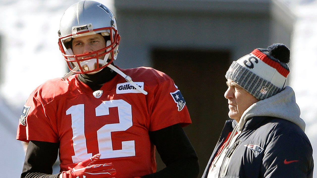 Ultimate chess match on tap as Brady faces Pats for 1st time