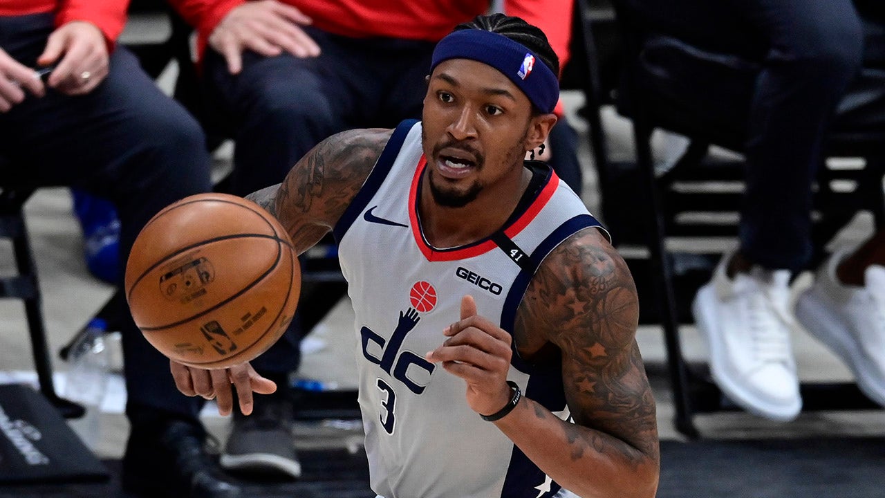 Wizards' Bradley Beal explains why he's unvaccinated