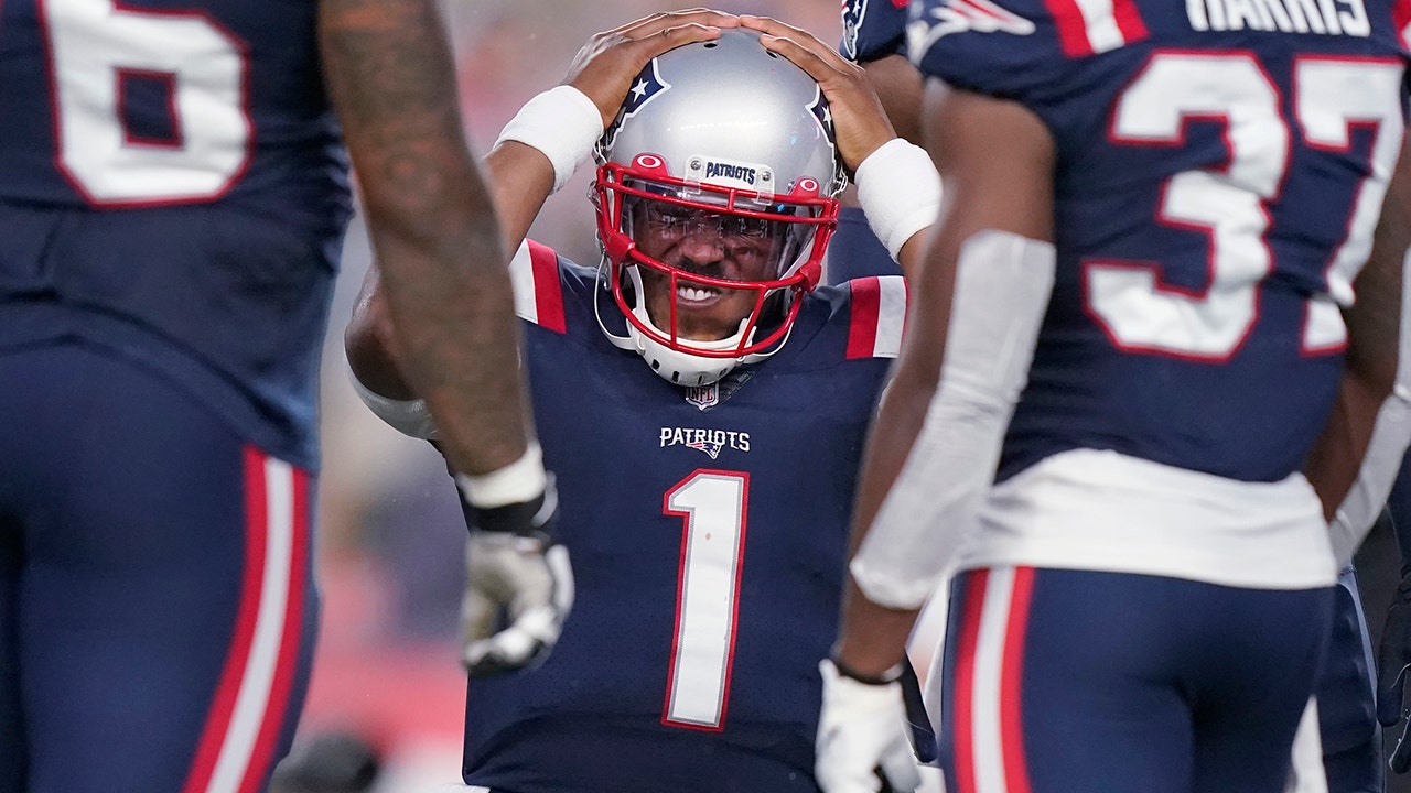 New England Patriots: Bill Belichick has a big Cam Newton decision