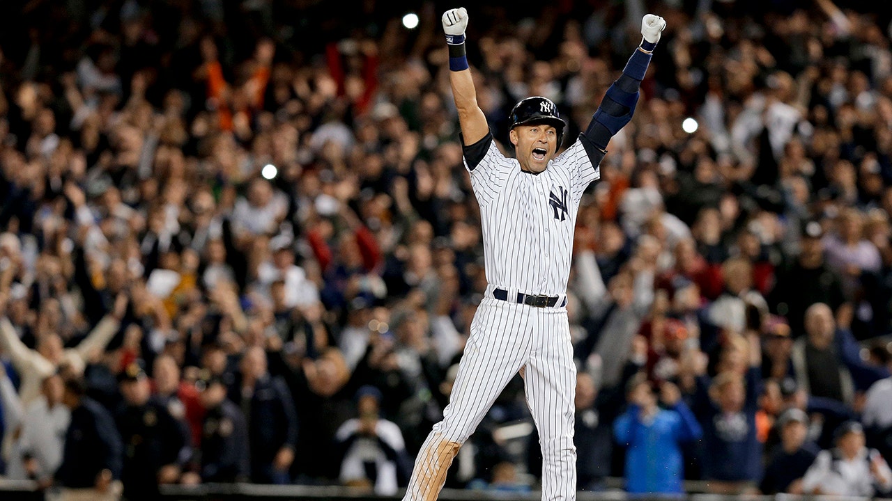 Walker, Jeter artifacts included in Baseball Hall of Fame exhibit