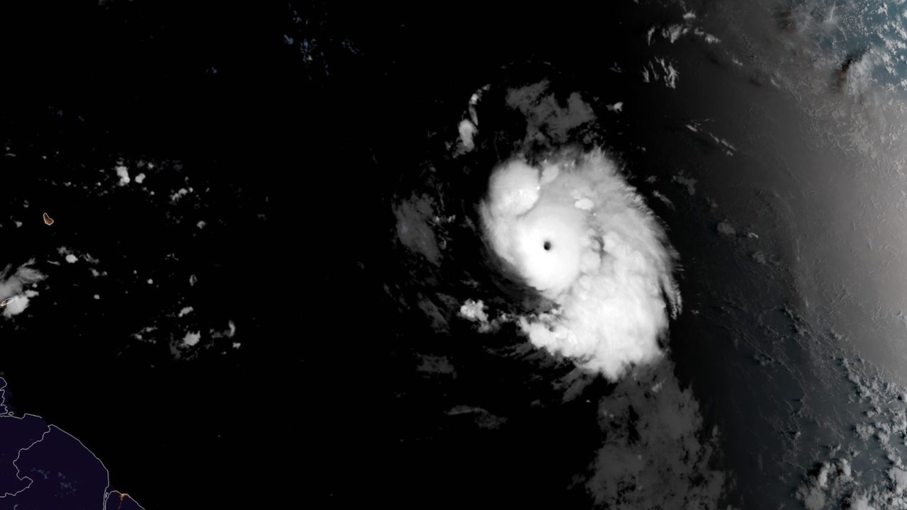 Hurricane Sam nears major status