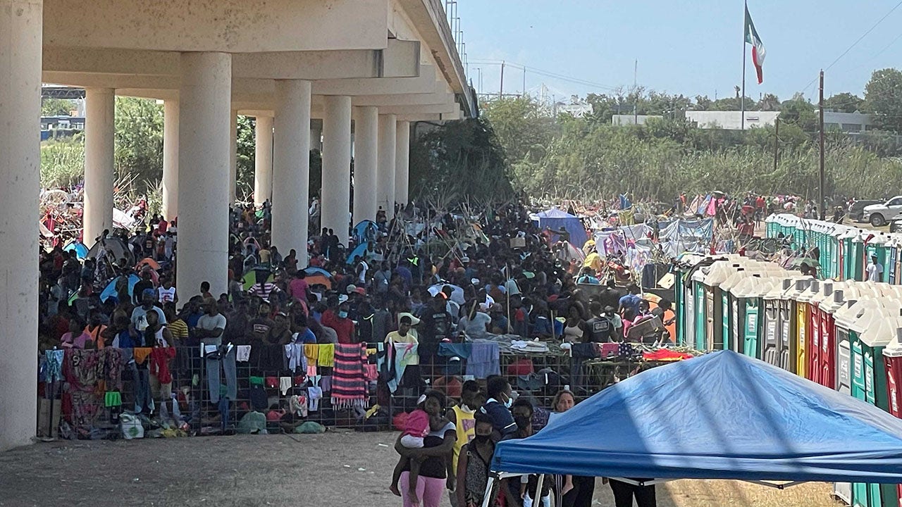 Del Rio coalition helped over 1,000 migrants coordinate travel in just 3 days