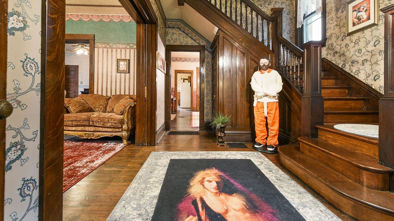 'Silence of the Lambs' home open for Halloween travel with spooky props, interactive set