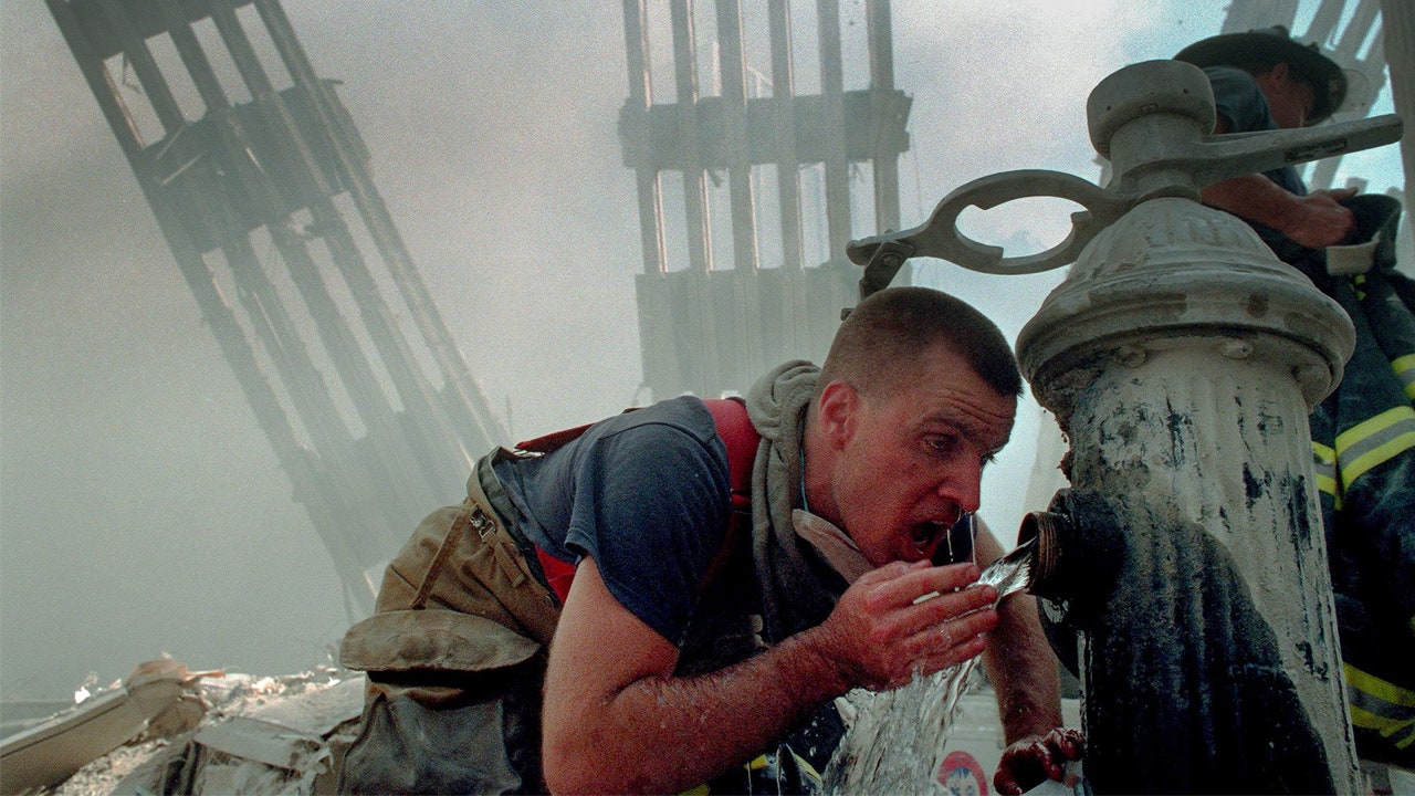 Iconic 9/11 photos and the photographers who shot them: Here are their ...