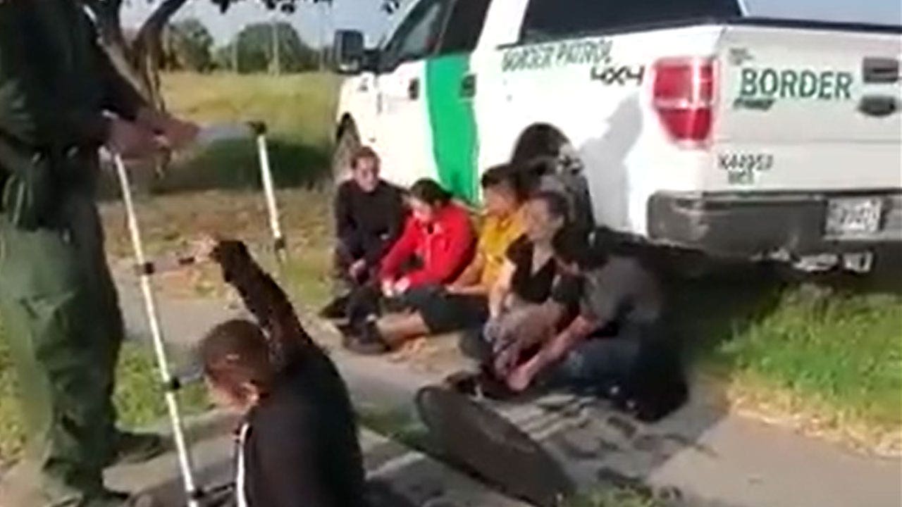 Video shows arrest of illegal immigrants hidden in drainage system in Texas