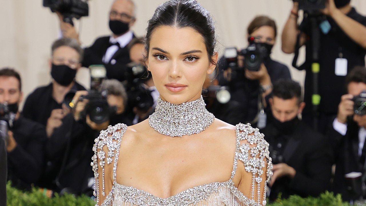 Kendall Jenner recalls wearing sheer top during Marc Jacobs fashion show