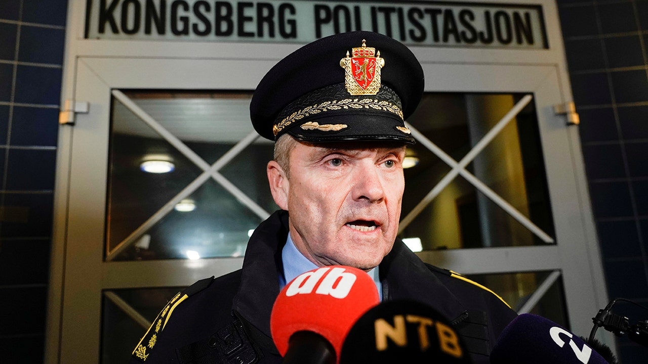 Norway to investigate tactics of unarmed police officers after five die in bow-and-arrow attack