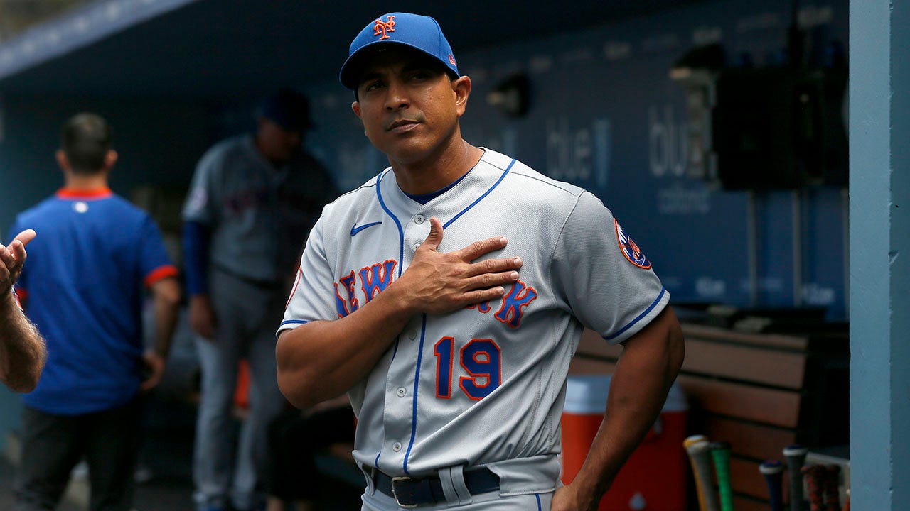 NY Mets introduce Luis Rojas as new manager