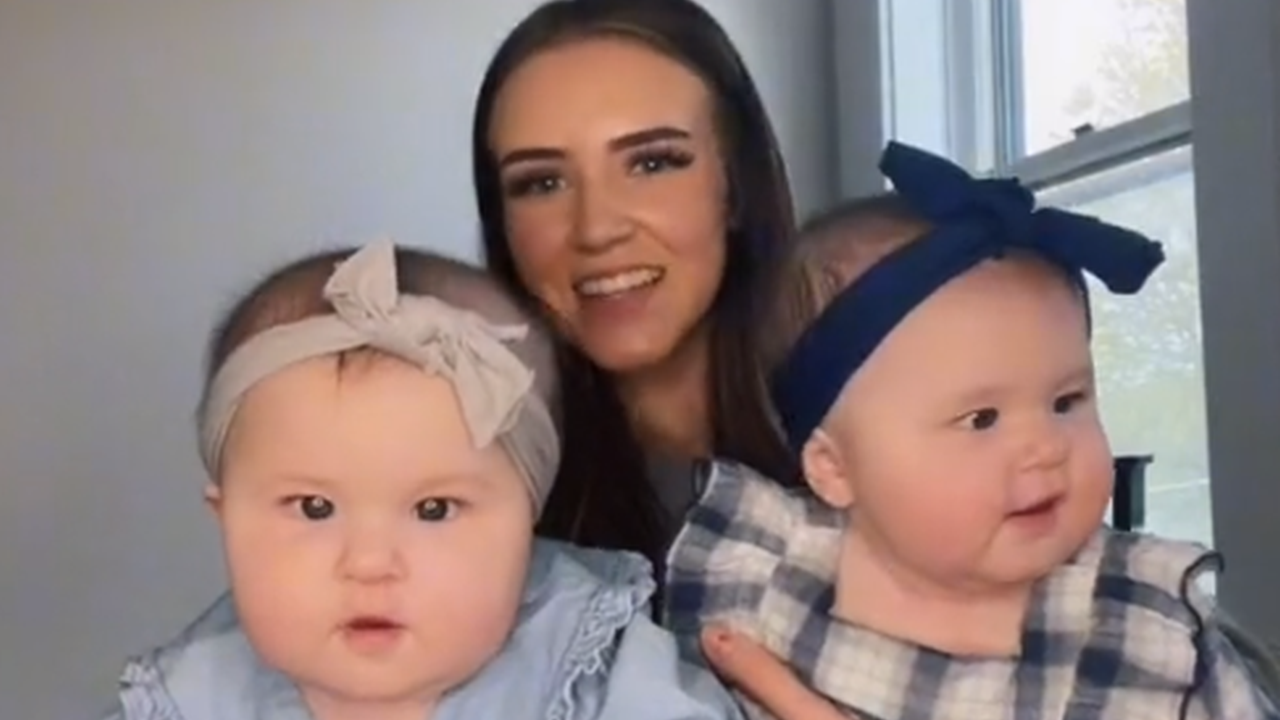 5-foot-3 mom and her 21-pound twin babies go viral on TikTok ...