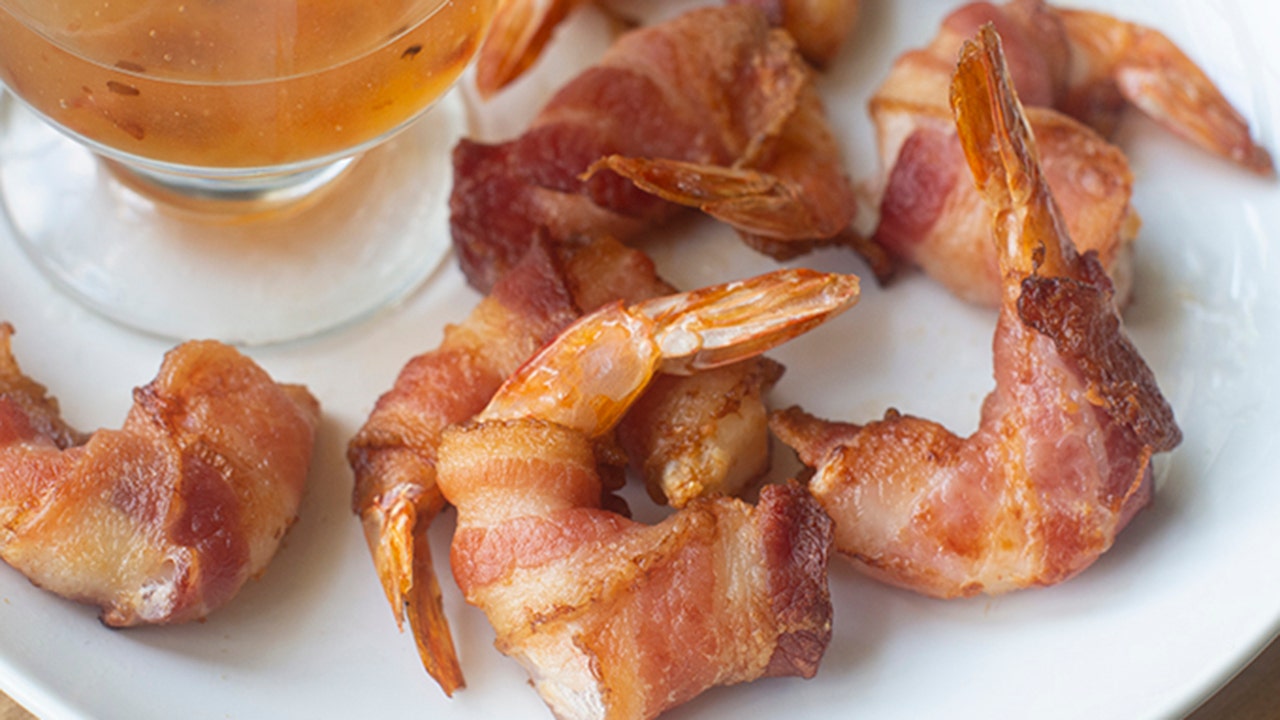 FOX NEWS: Bacon-wrapped shrimp recipe for the perfect game day appetizer