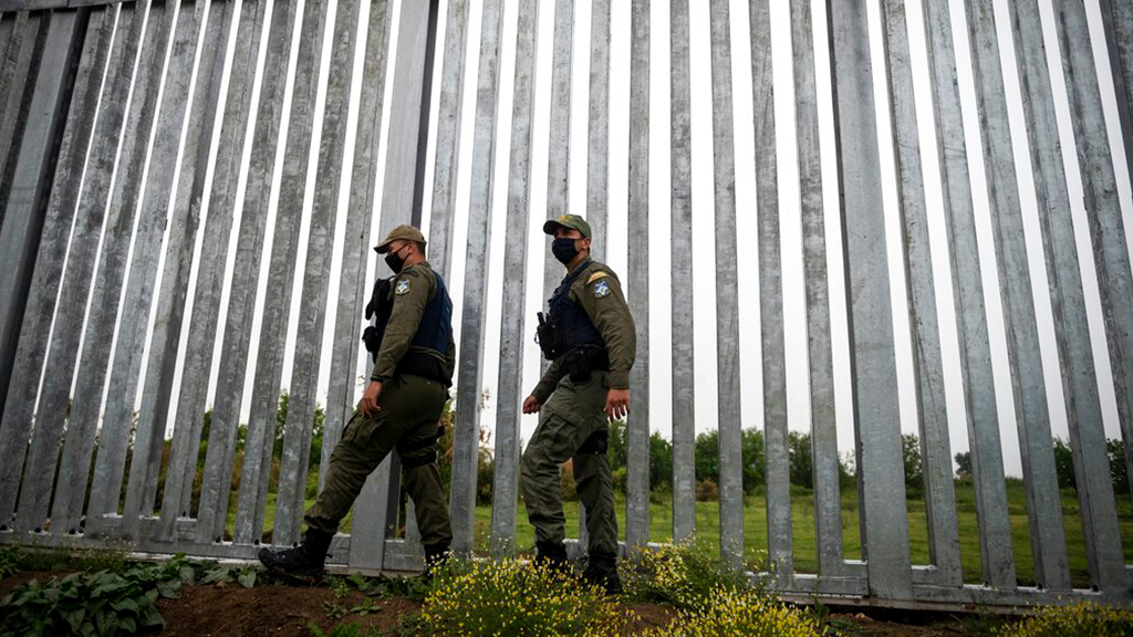 Grieķija sūta vairāk apsargu, lai aizsargātu robežas, baidoties no nelegālās imigrācijas no Afganistānas