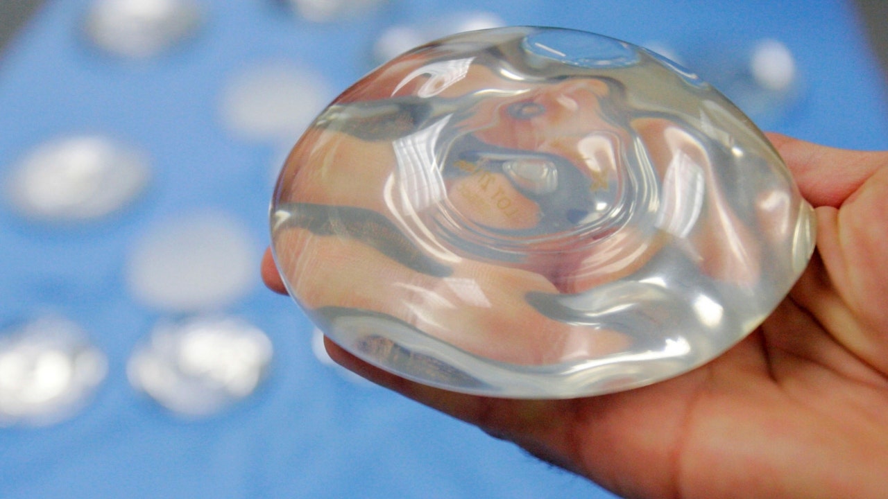 FDA announces new breast implant restrictions, orders stronger warnings