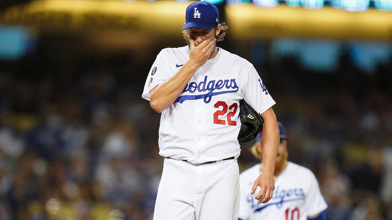 Trea Turner slam, solo HR; Kershaw hurt, Dodgers beat Brews