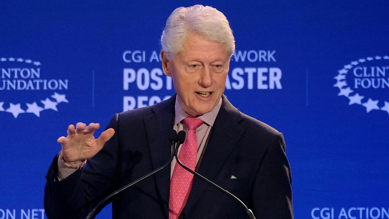 Former President Clinton to stay in hospital Friday night