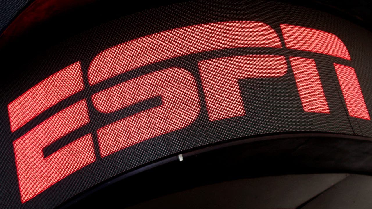 ESPN reporter comes out as transgender