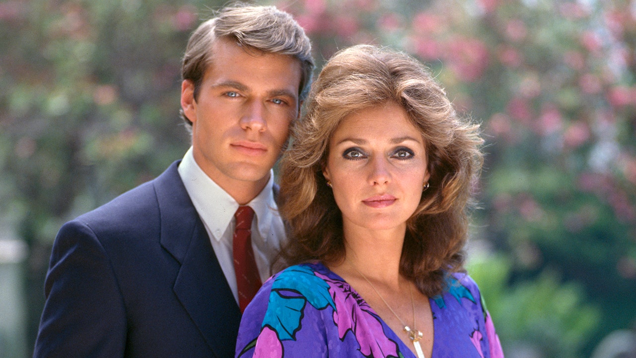 Jon-Erik Hexum’s ‘Cover Up’ co-star Jennifer O’Neill remembers late actor: ‘Gun safety is essential’