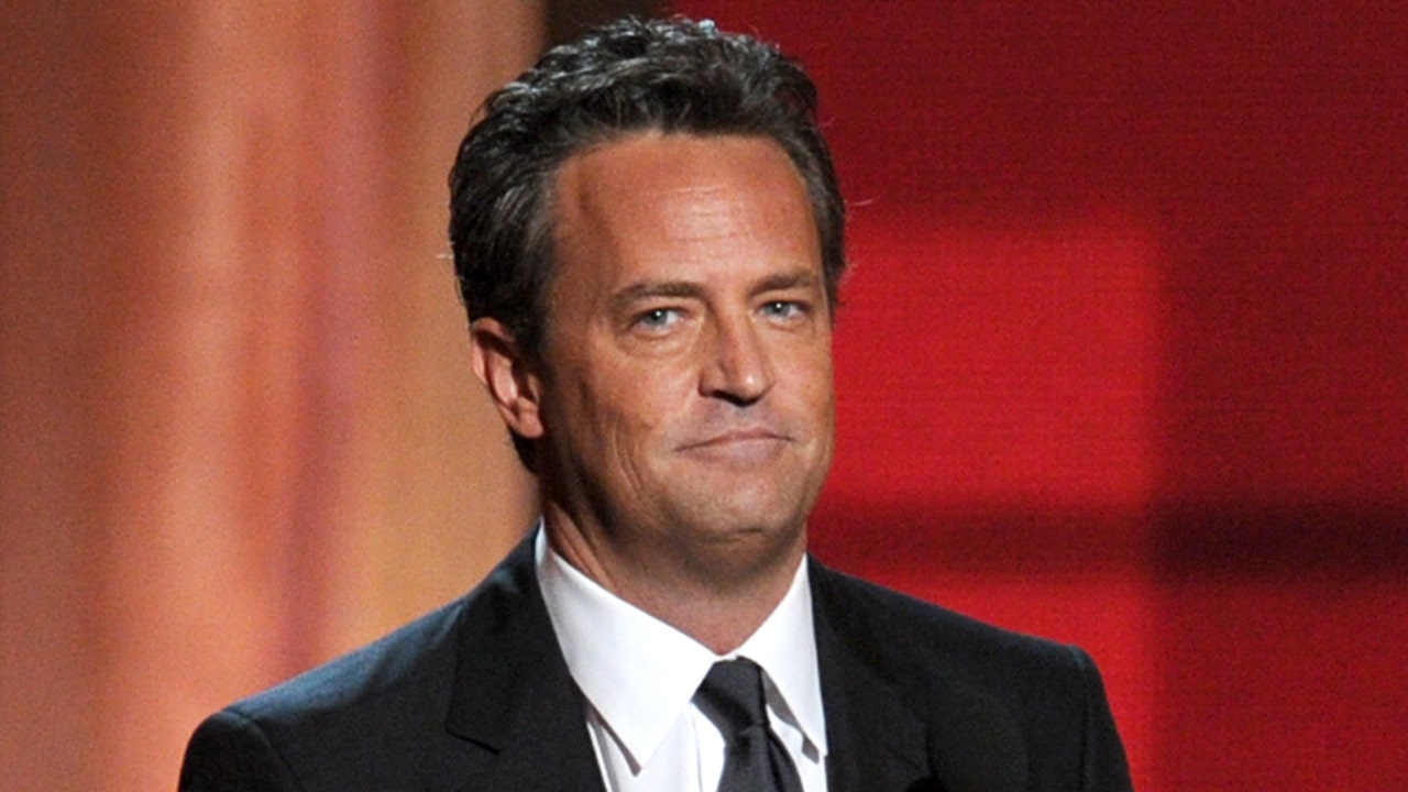 ‘Friends’ star Matthew Perry to write 'candid' memoir about addiction struggles, hit sitcom