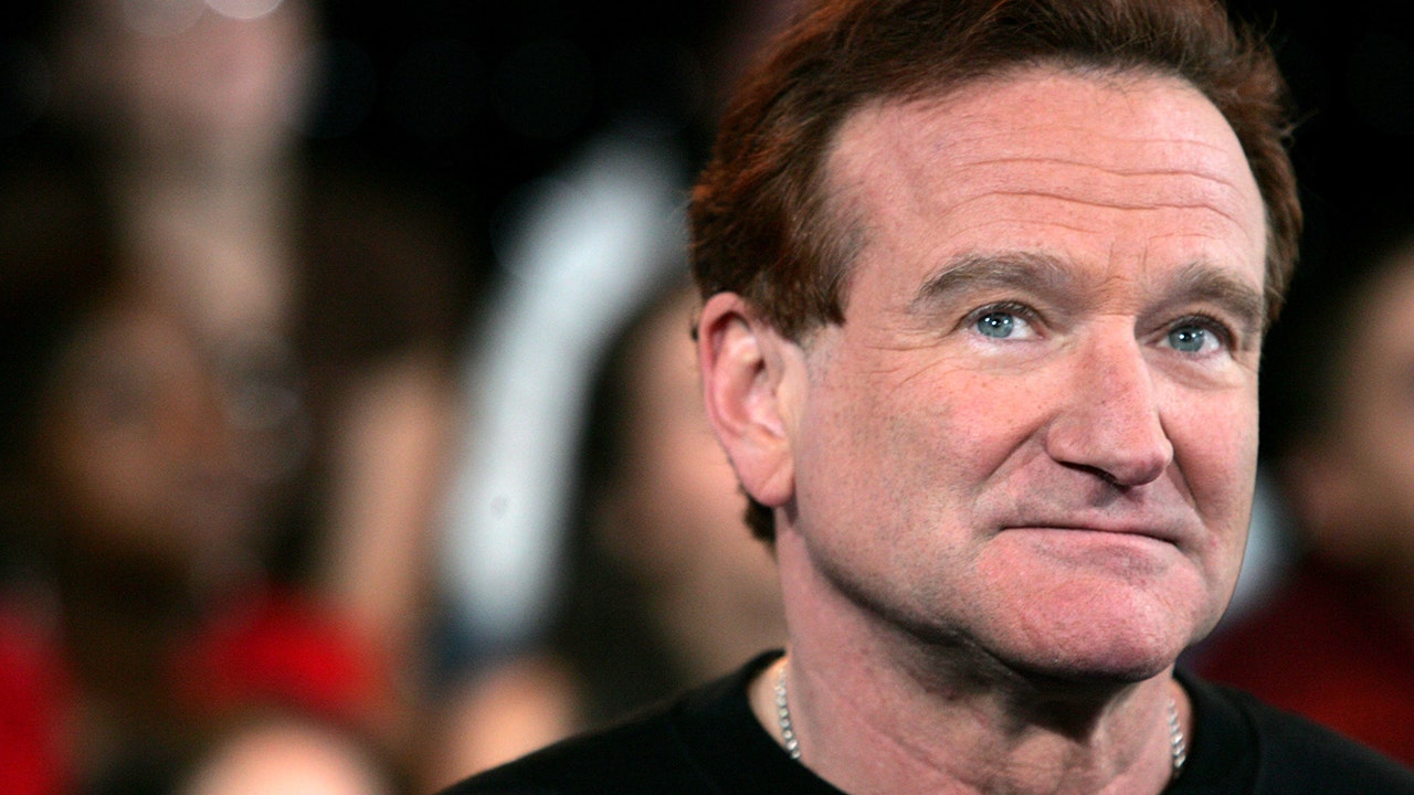 Robin Williams wasn’t cast in 'Harry Potter' for this reason, film director Chris Columbus says