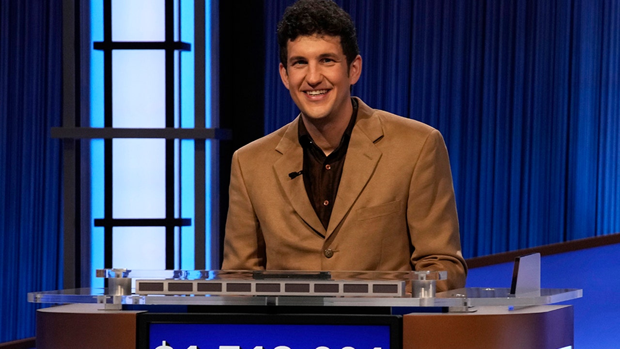'Jeopardy!' champion Matt Amodio finally loses, ending winning streak at 38 games - Fox News