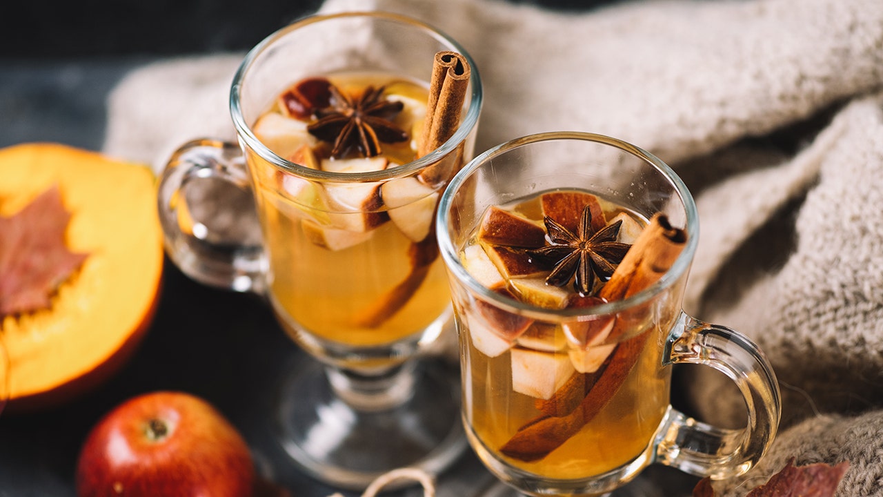 Pumpkin spice champagne sangria for your next fall happy hour