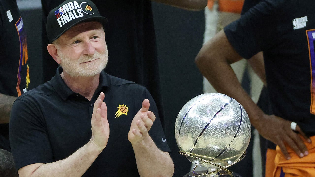 NBA Suns owner Robert Sarver used N-word on at least 5 occasions, made many sex-related comments Fox News photo