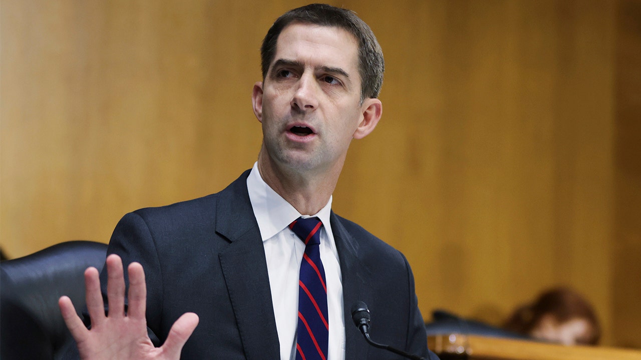 Tom Cotton to AG Garland: ‘Thank God you are not on the Supreme Court’ – Fox News