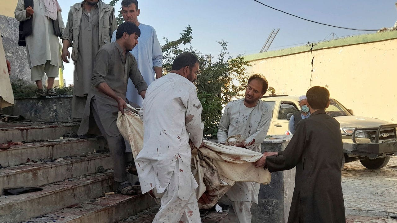 Explosion in Shiite mosque in Afghanistan kills at least 7
