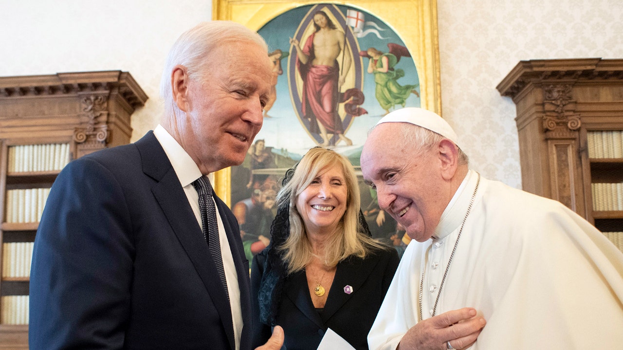 White House press fumes over restricted access to Biden meeting with Pope Francis