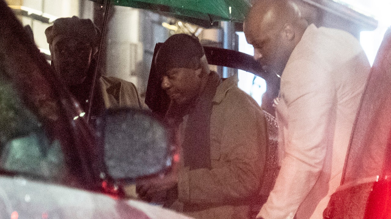 Dave Chappelle showing no signs of getting canceled after sold-out show in London