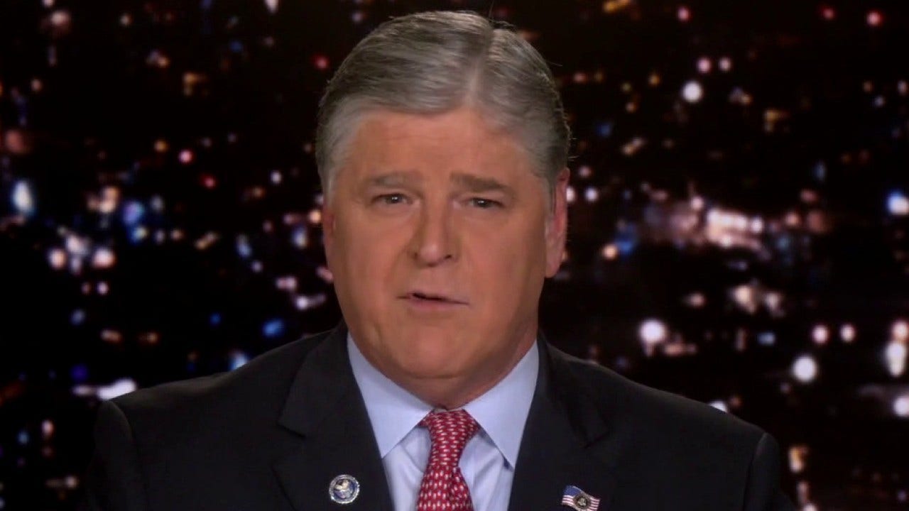 Sean Hannity speaks on hot topics in America ahead of November midterm elections. (Fox News)