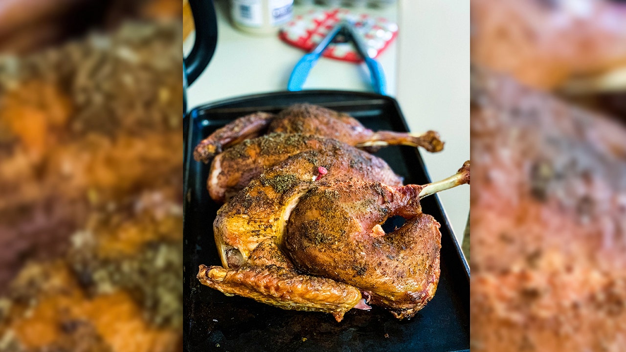 The easiest smoked Thanksgiving turkey recipe