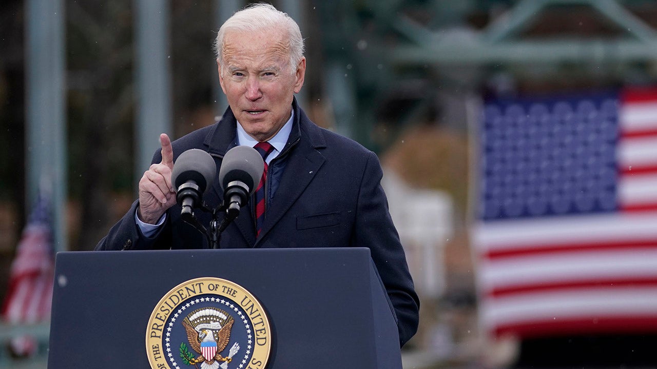 Top Obama advisers turn on Biden after repeatedly warning of rising inflation