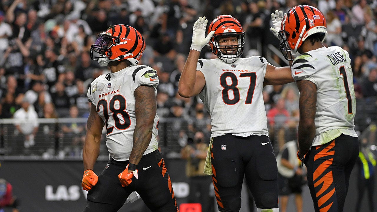 Bengals top Raiders