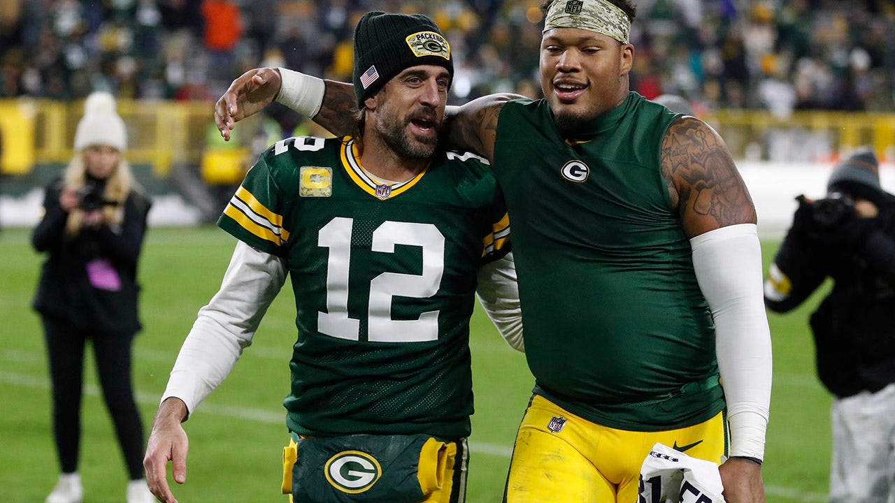 Packers Agree to Extension With Preston Smith, Release Za'Darius Smith –  NBC Connecticut