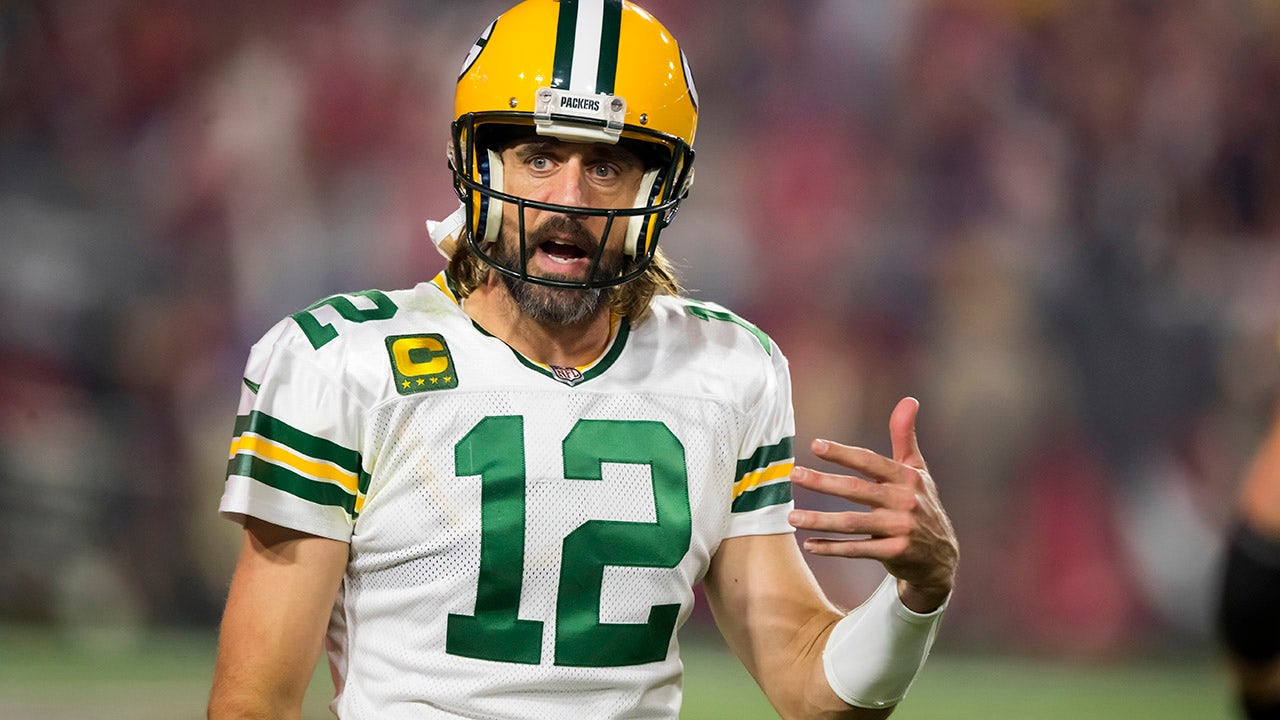 Aaron Rodgers 'furious' COVID vaccination status was leaked amid whirlwind of criticism: report
