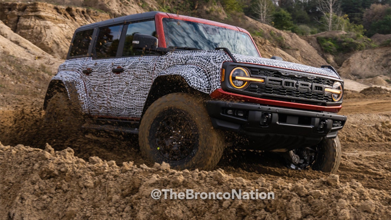 See it: Ford Bronco Raptor supertruck revealed in new photos