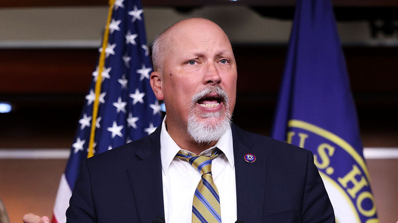 Chip Roy blows up over $1.7T spending bill in fiery floor speech: ‘Destroying the United States’