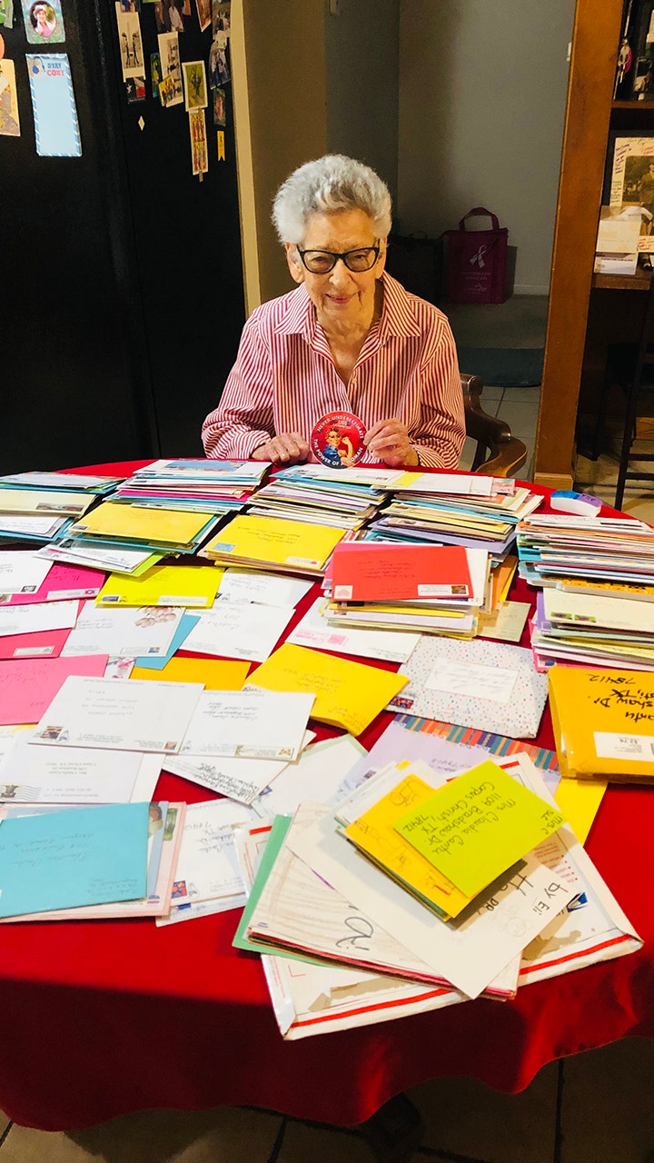 100-year-old WWII veteran receives almost 800 birthday cards: 'It's been amazing'