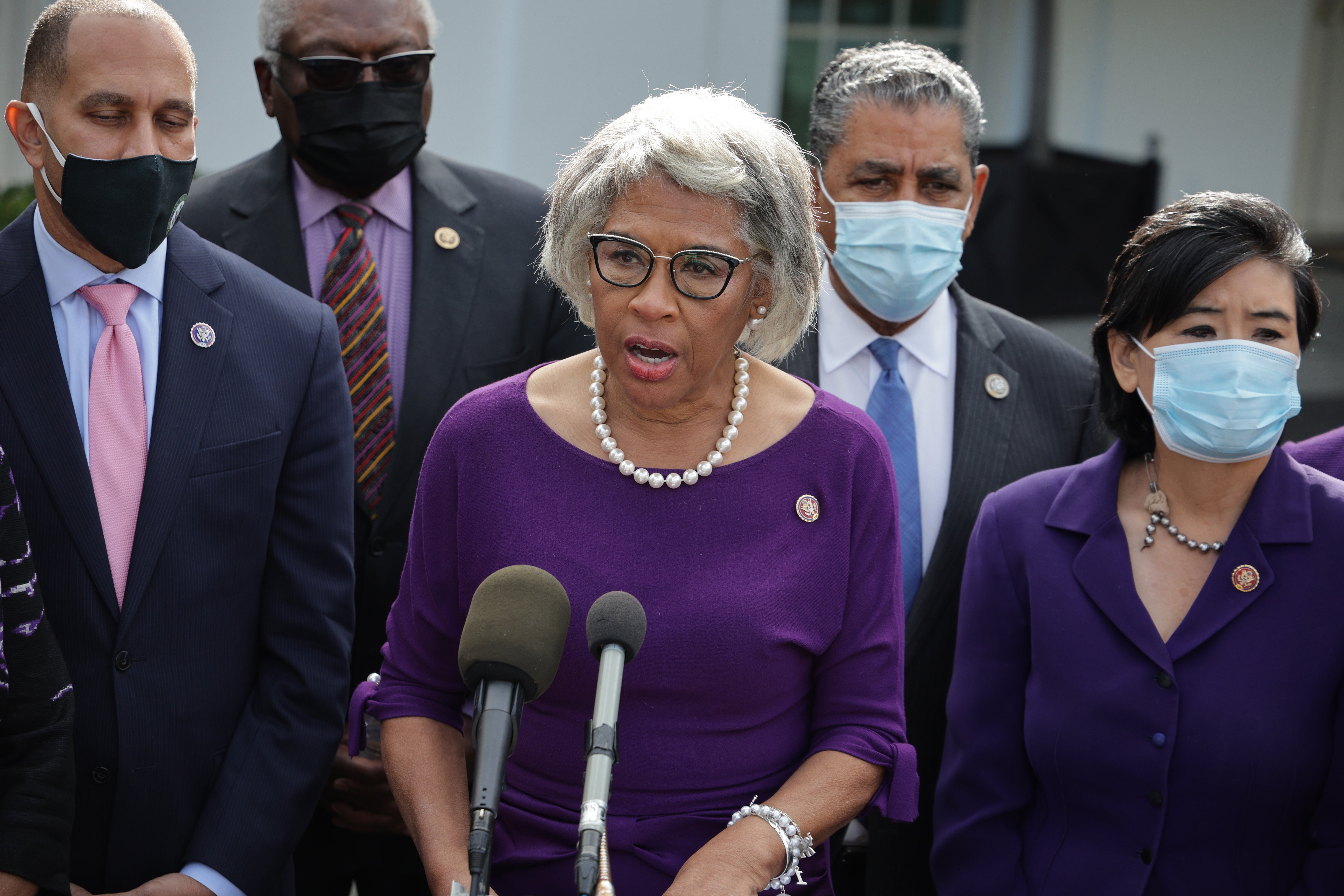 GOP Rep. Hal Rogers apologizes to Black Caucus chair for telling her to 'kiss my a--' during mask dispute