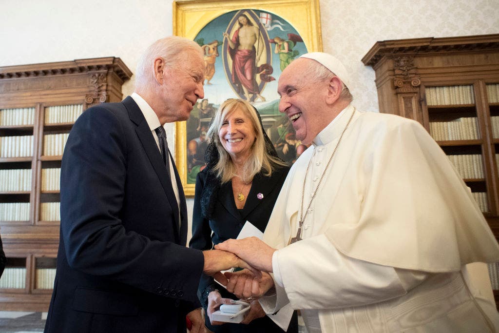 Catholic bishops to mention 'responsibility' but avoid criticizing Biden on abortion at conference: Report