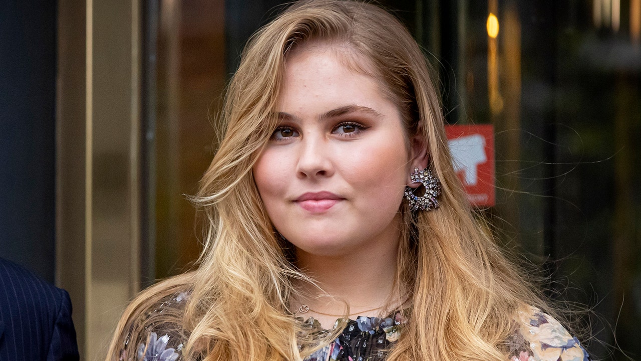 Teenage Dutch Princess Catharina-Amalia, heir to the throne, says she’s not ready to be queen in book