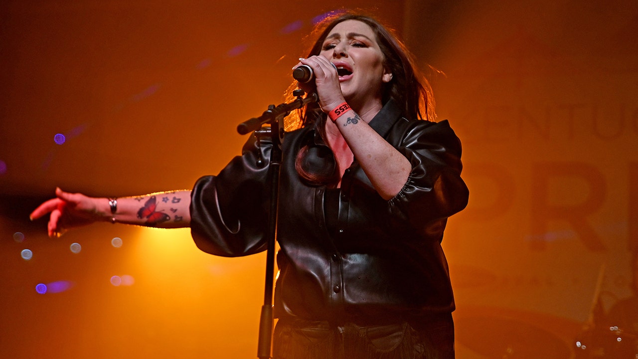 Tiffany Singer Naxreau