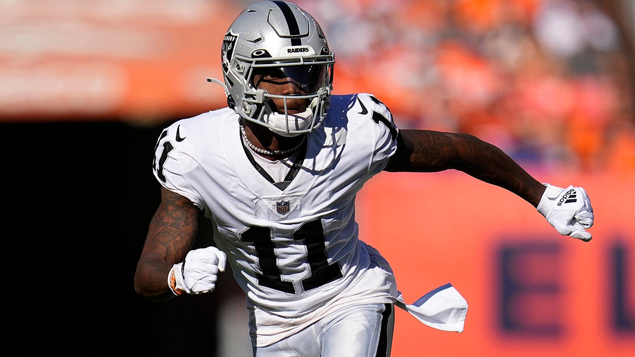 Henry Ruggs III: Raiders release WR after car accident, felony charges -  Sports Illustrated