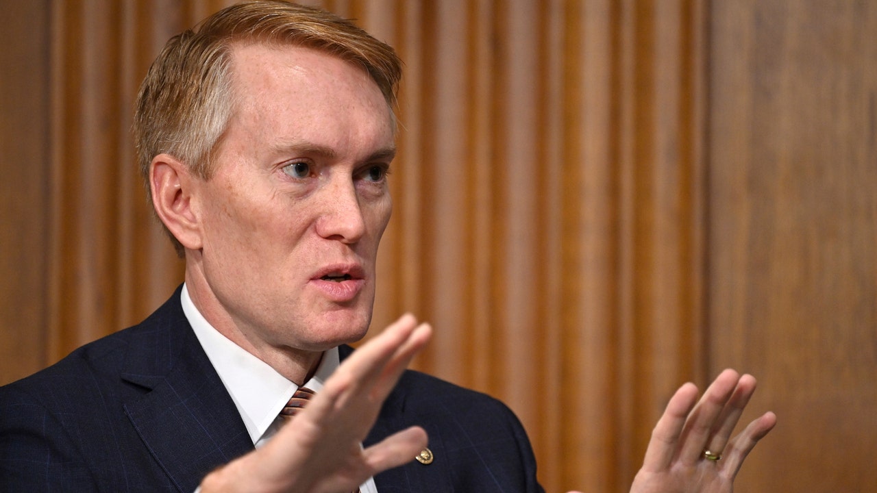 Lankford introduces bills to require plan to avoid post-Title 42 'catastrophe', end TPS 'amnesty'