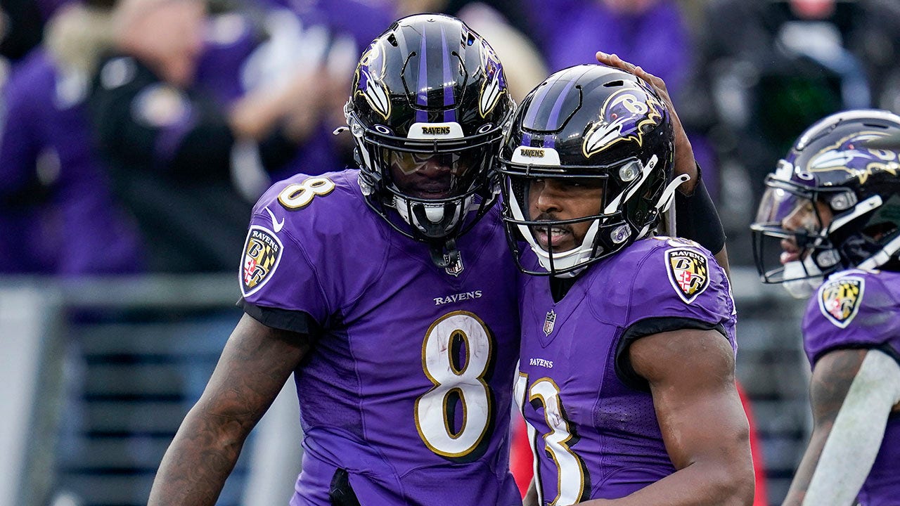 Lamar Jackson dealing with non-COVID illness, will miss Ravens game vs. Bears