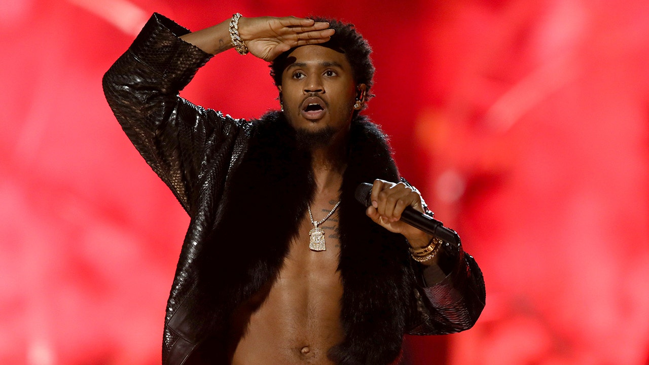 R&B singer Trey Songz being investigated by Las Vegas police for sexual assault allegations