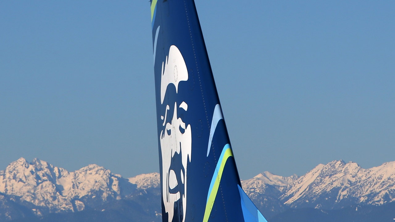 Alaska Airlines plane makes emergency landing after engine issue: report