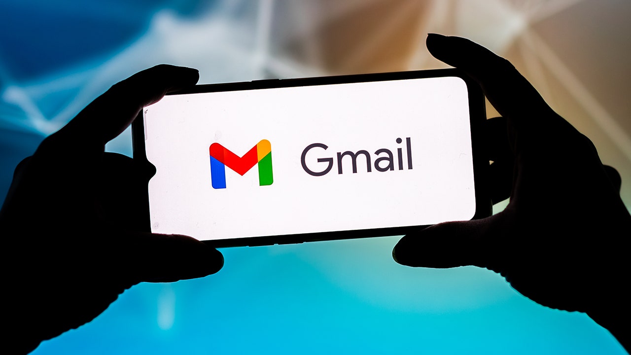 Google’s Gmail favors left-wing candidates, sends far more emails from ...